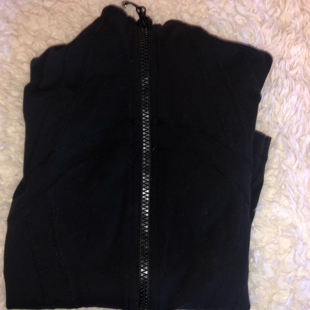 black zip up lululemon sweatshirt